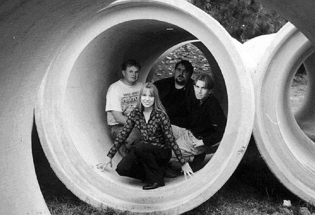 Mouse Hole - www.AliveTonight.com